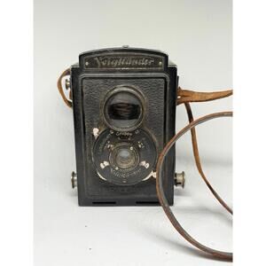 Voigtländer Type V6 Brilliant 6x6cm TLR Bakelite Camera Untested